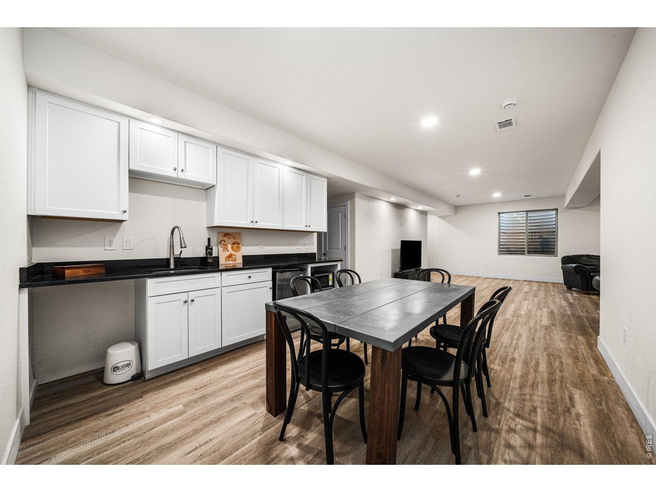 6402 Foothills View Pl