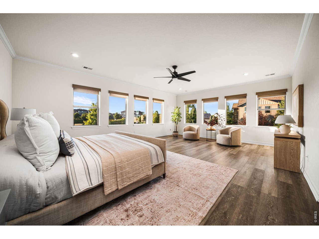 6402 Foothills View Pl