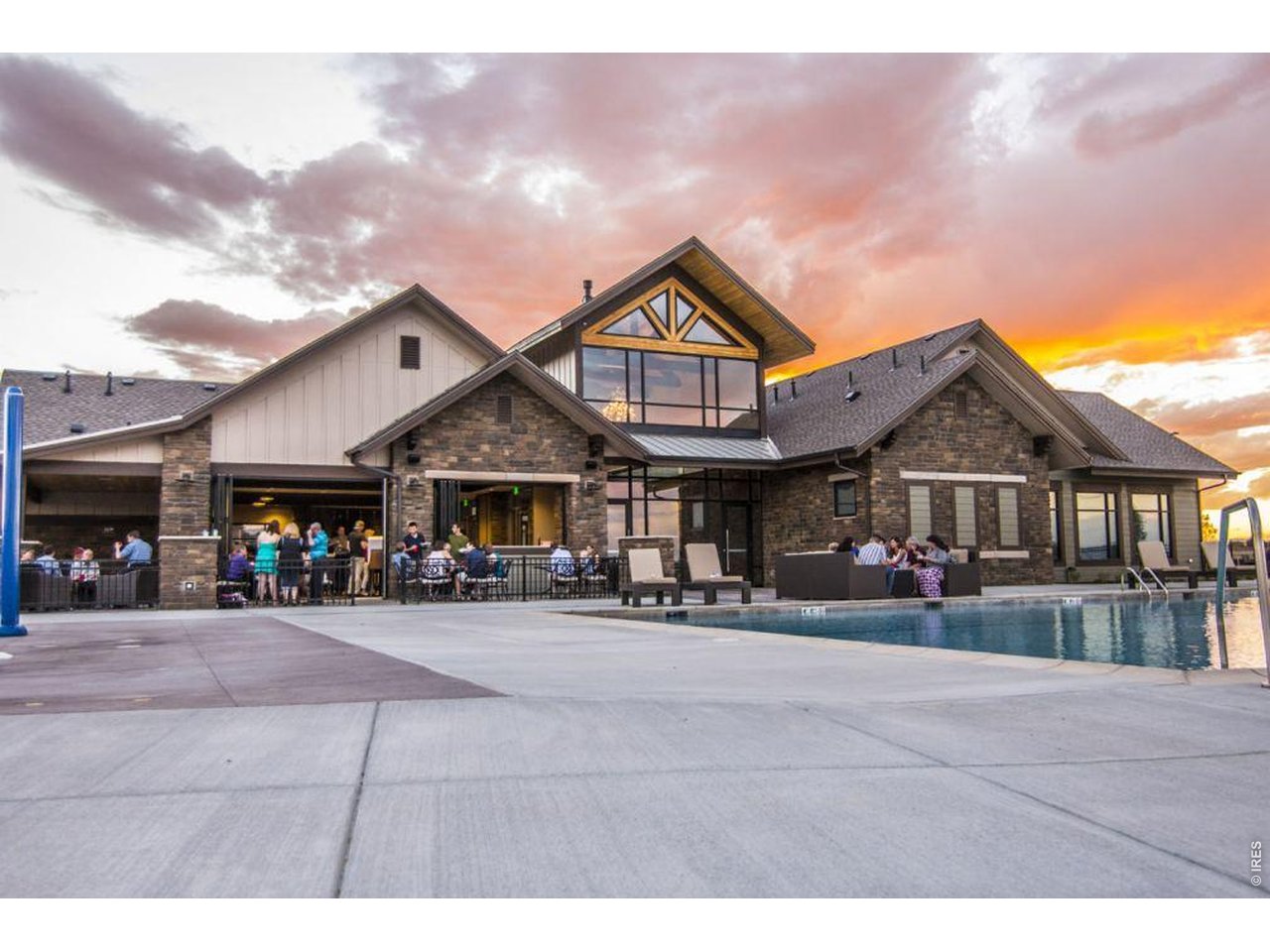 6402 Foothills View Pl