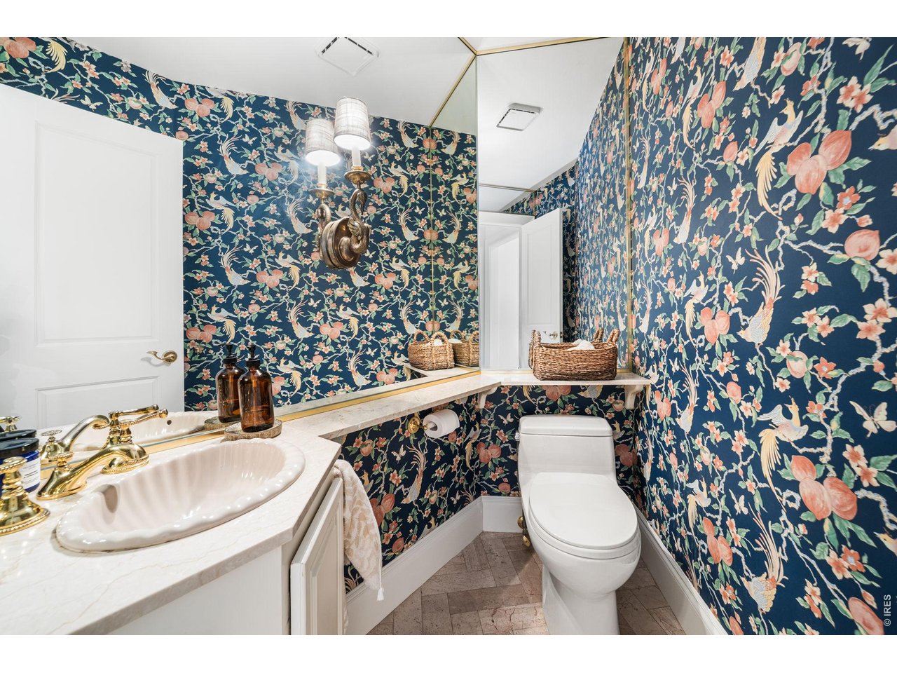 2109 Country Club Cv