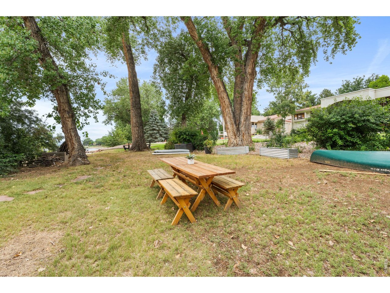 2109 Country Club Cv