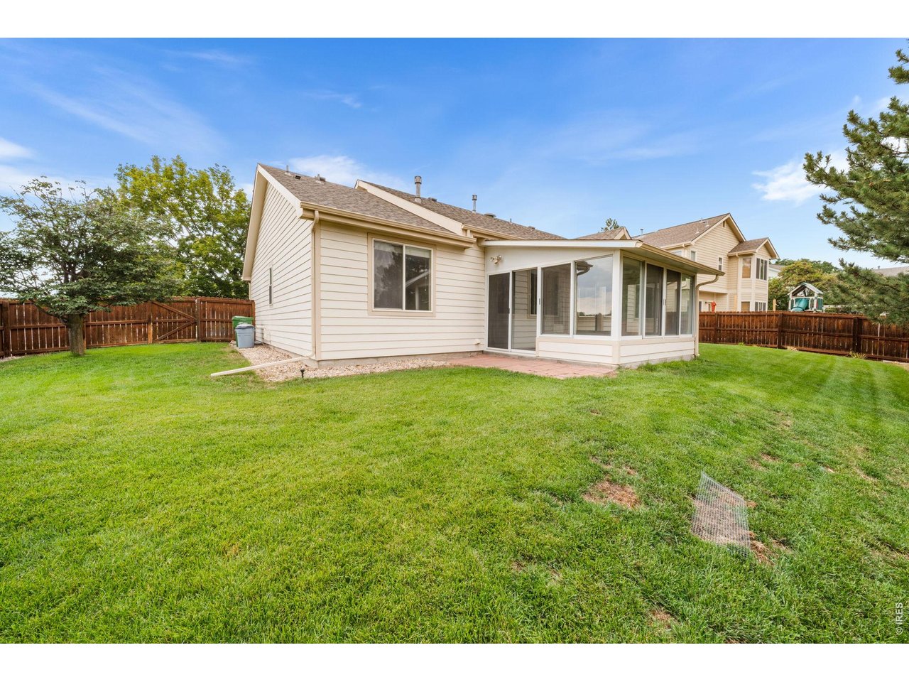 4014 Carrick Rd