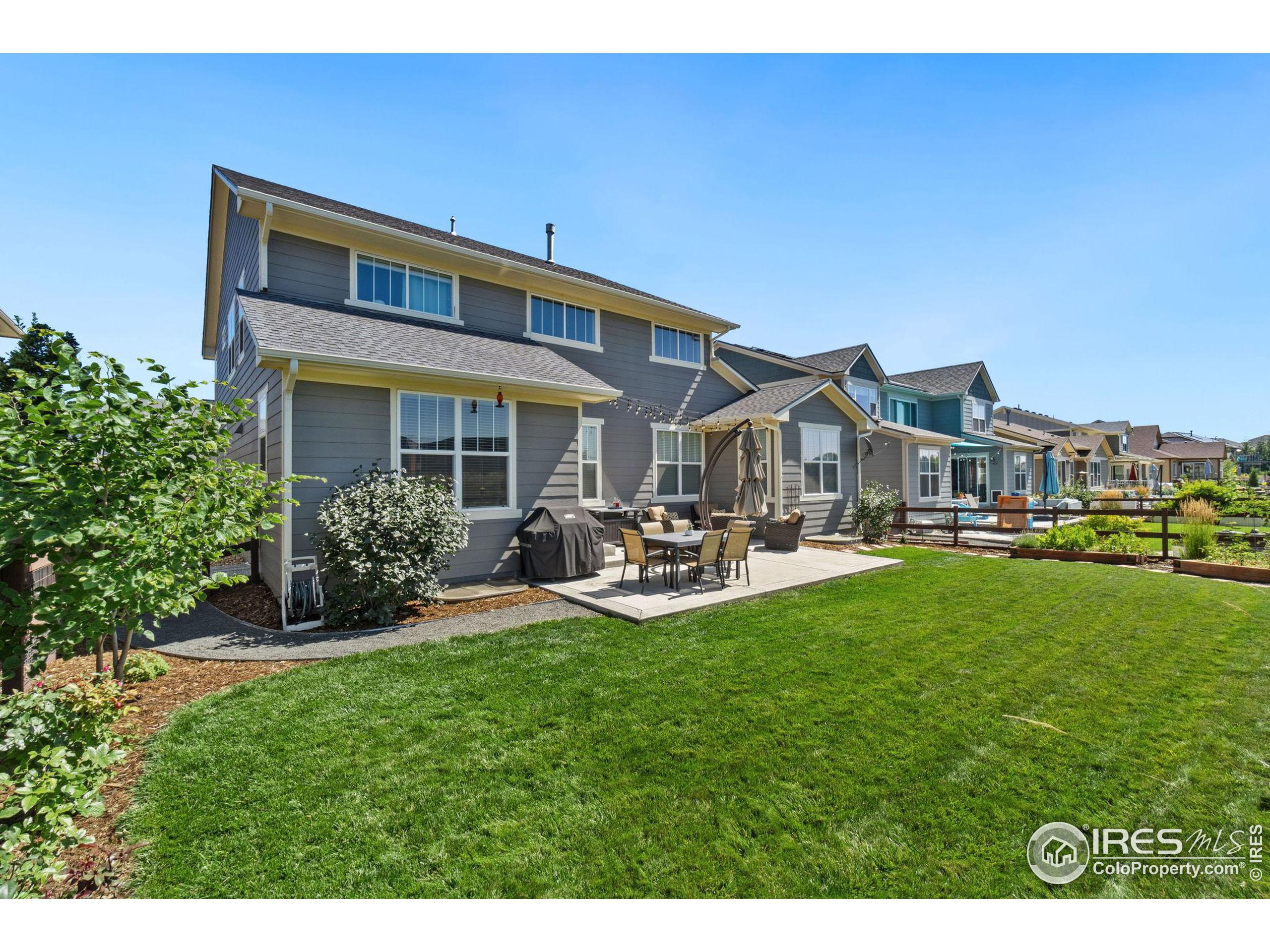 2233 Spruce Creek Dr