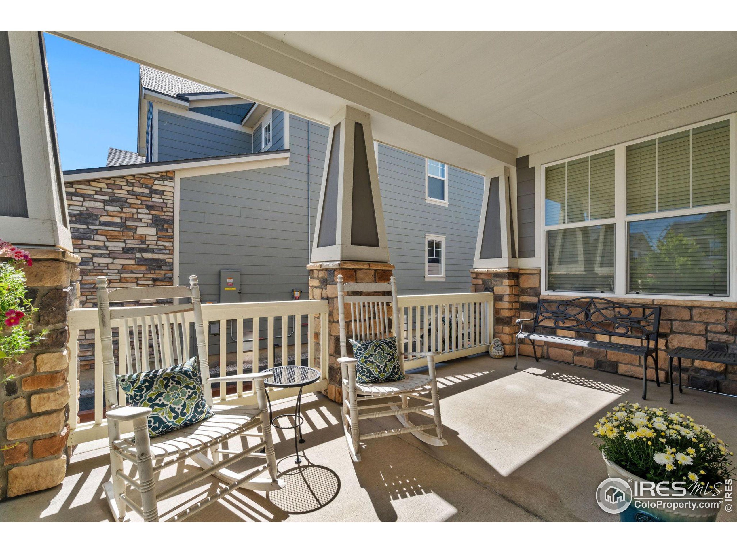 2233 Spruce Creek Dr