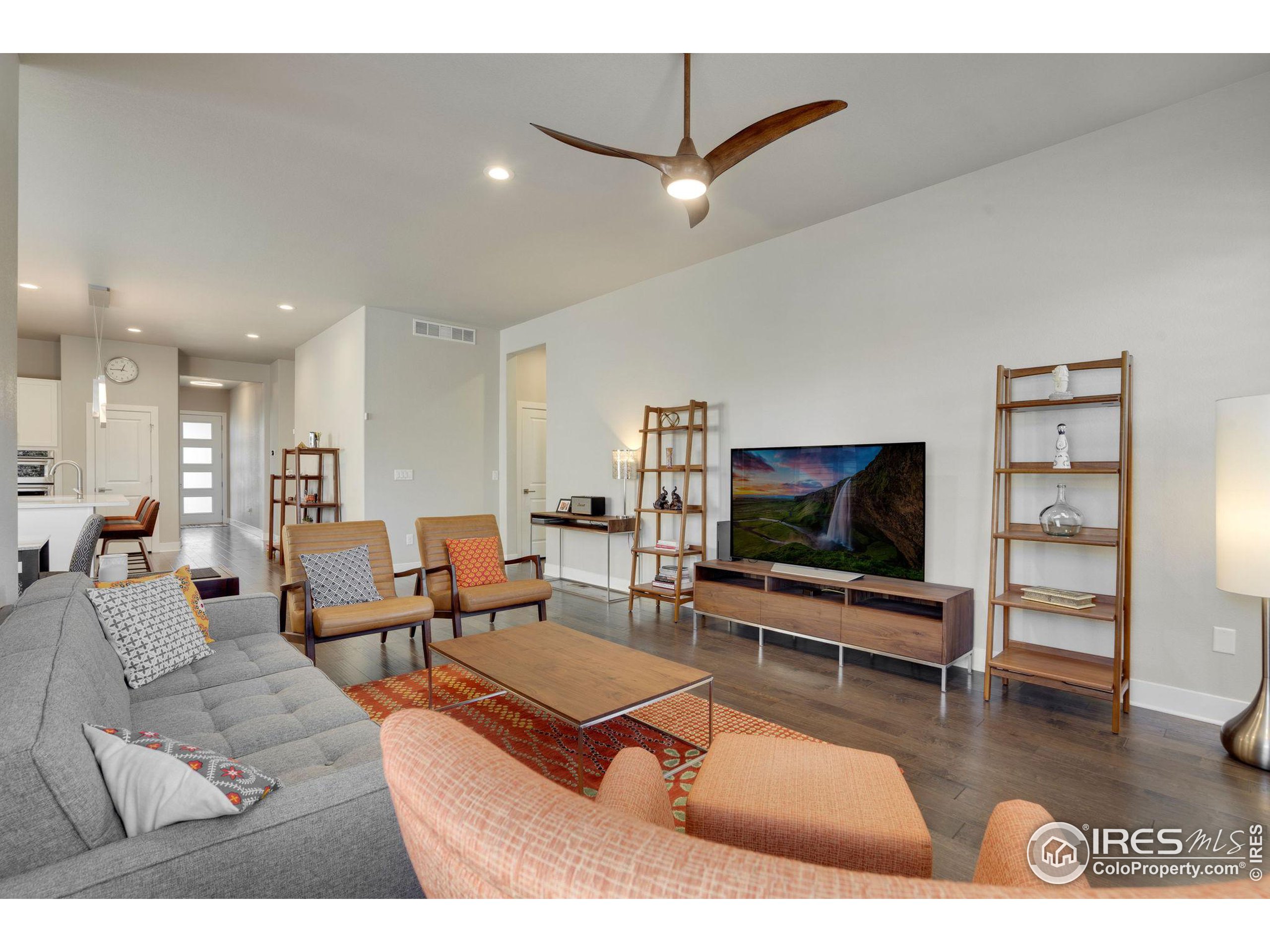 6009 Fall Harvest Way