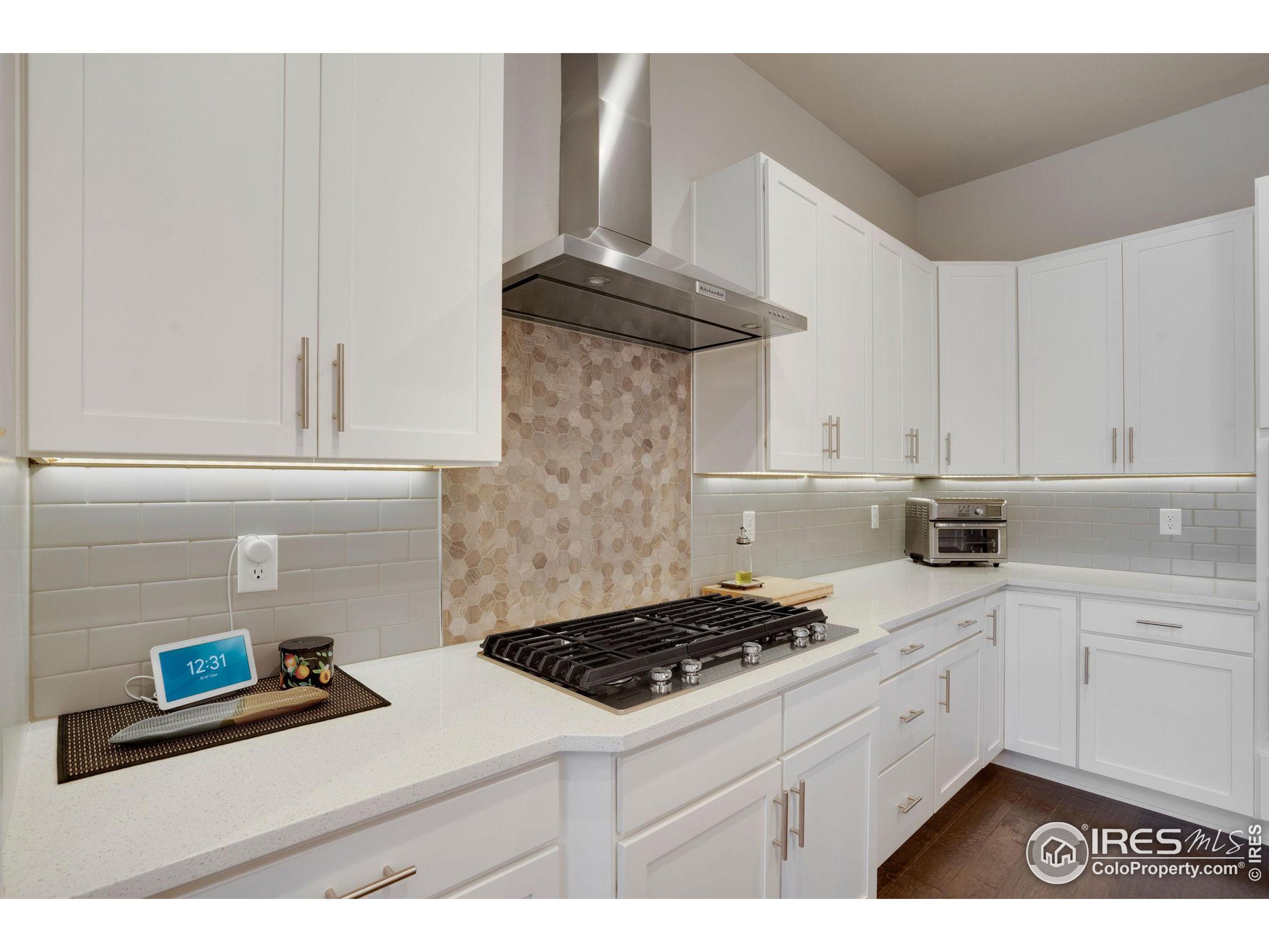 6009 Fall Harvest Way