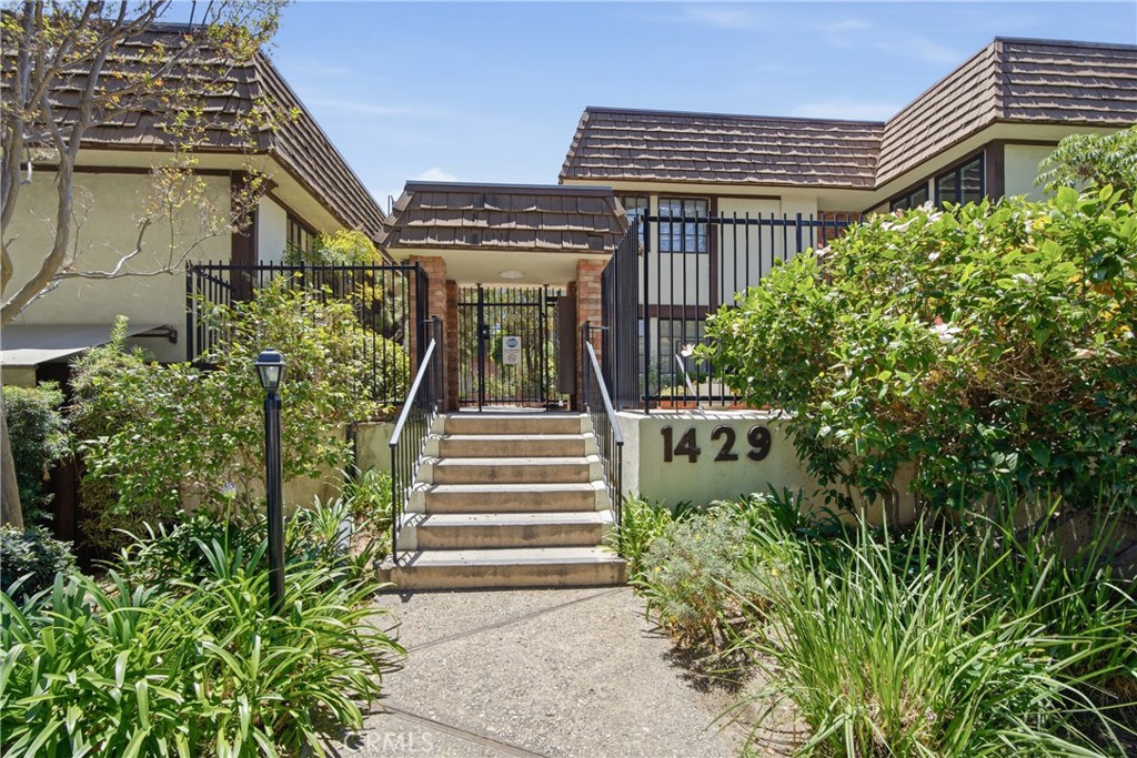 1429 Valley View Road 32