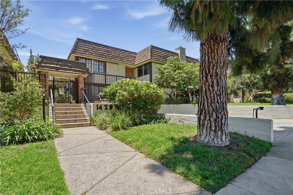 1429 Valley View Road 32