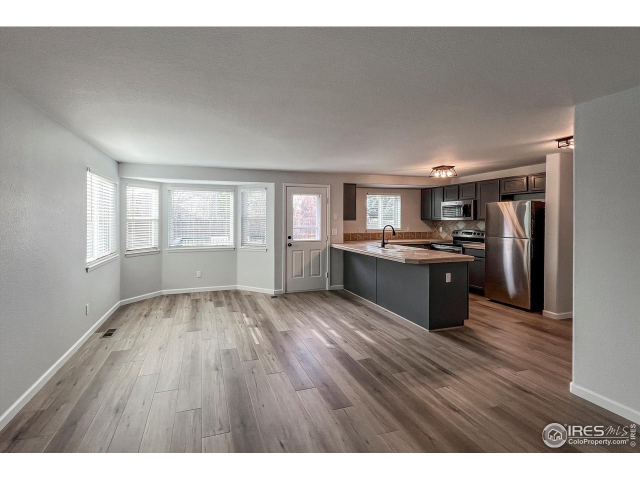 1219 Cedarwood Dr