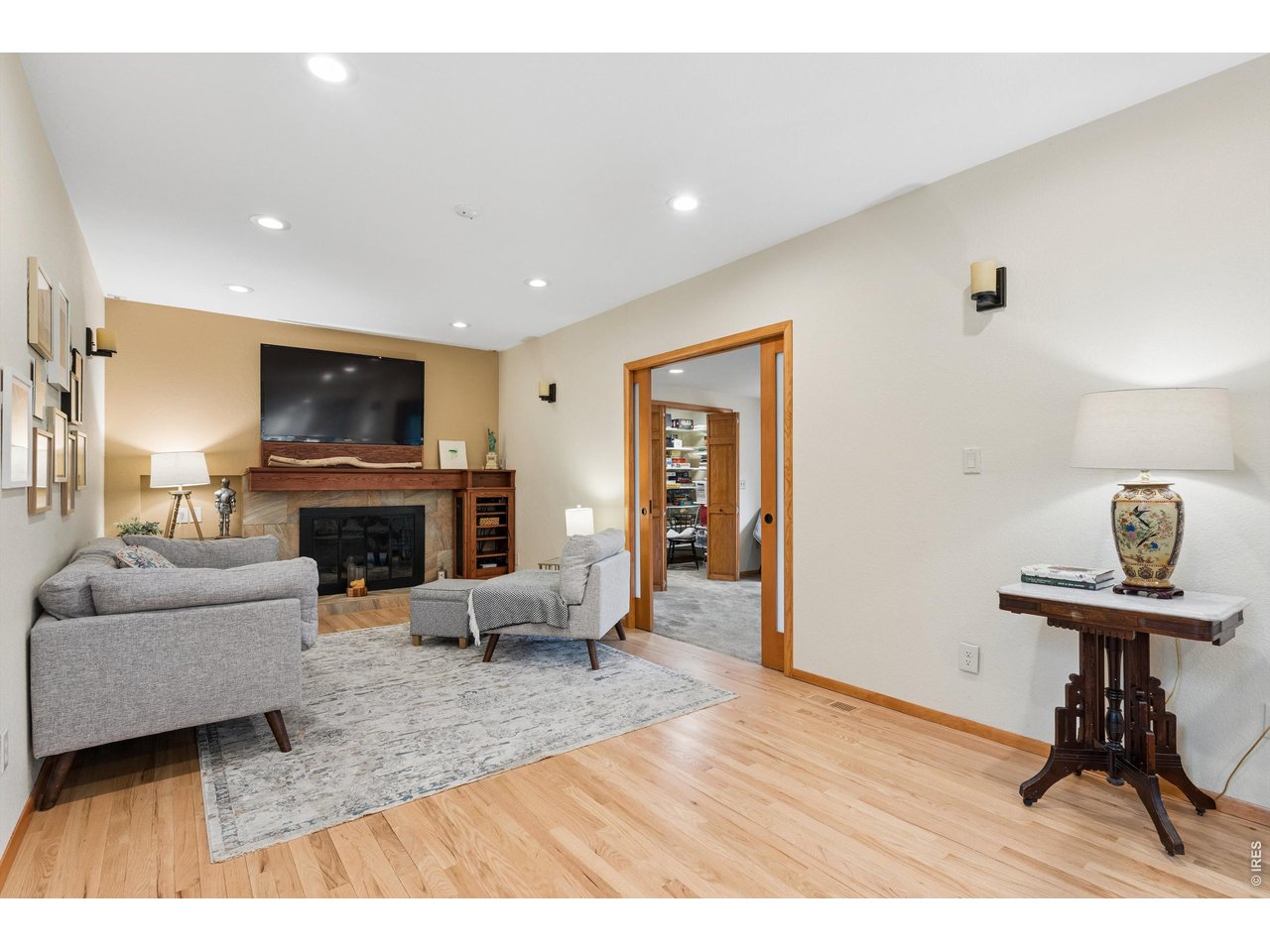 24 University Cir