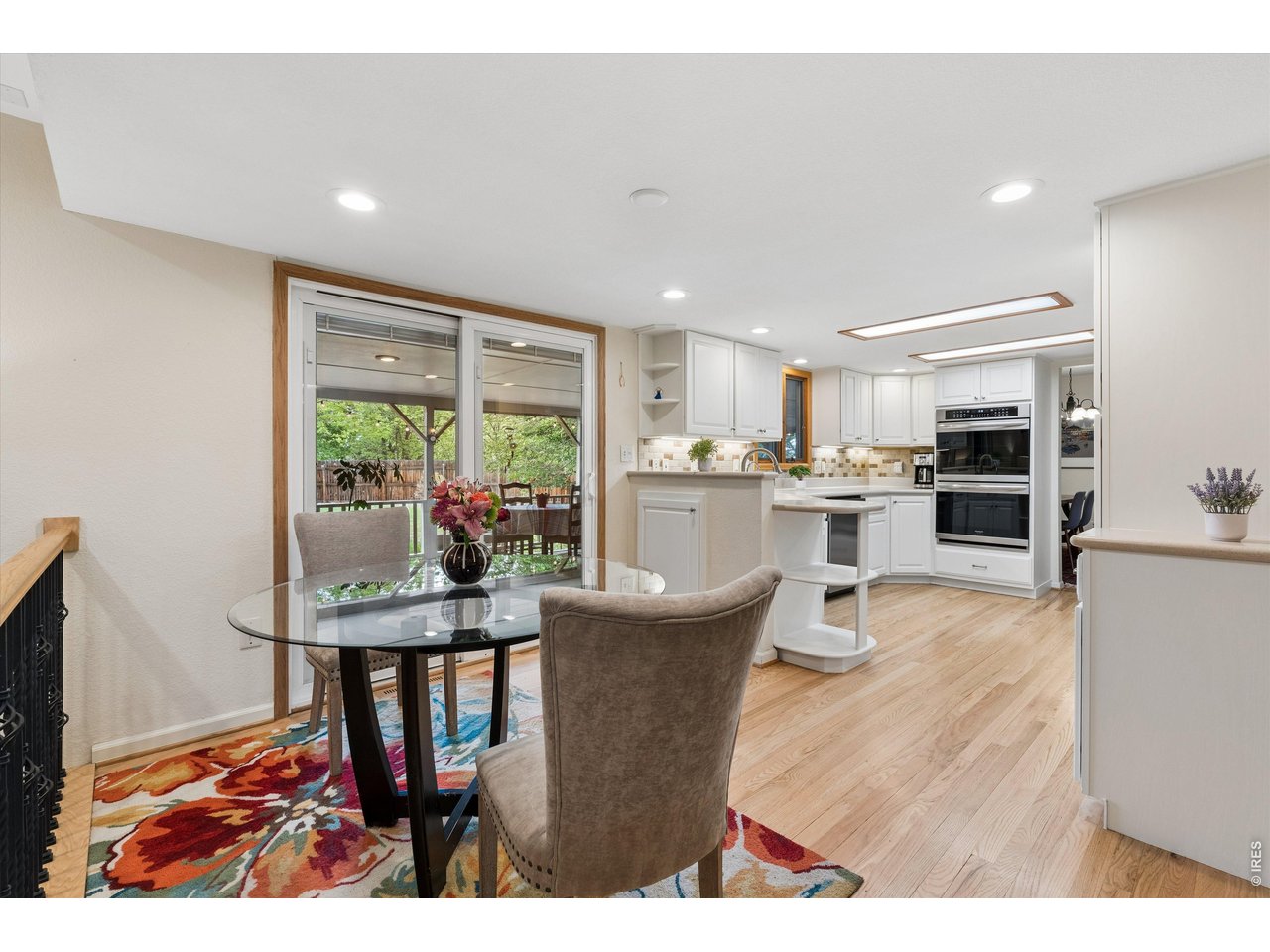 24 University Cir