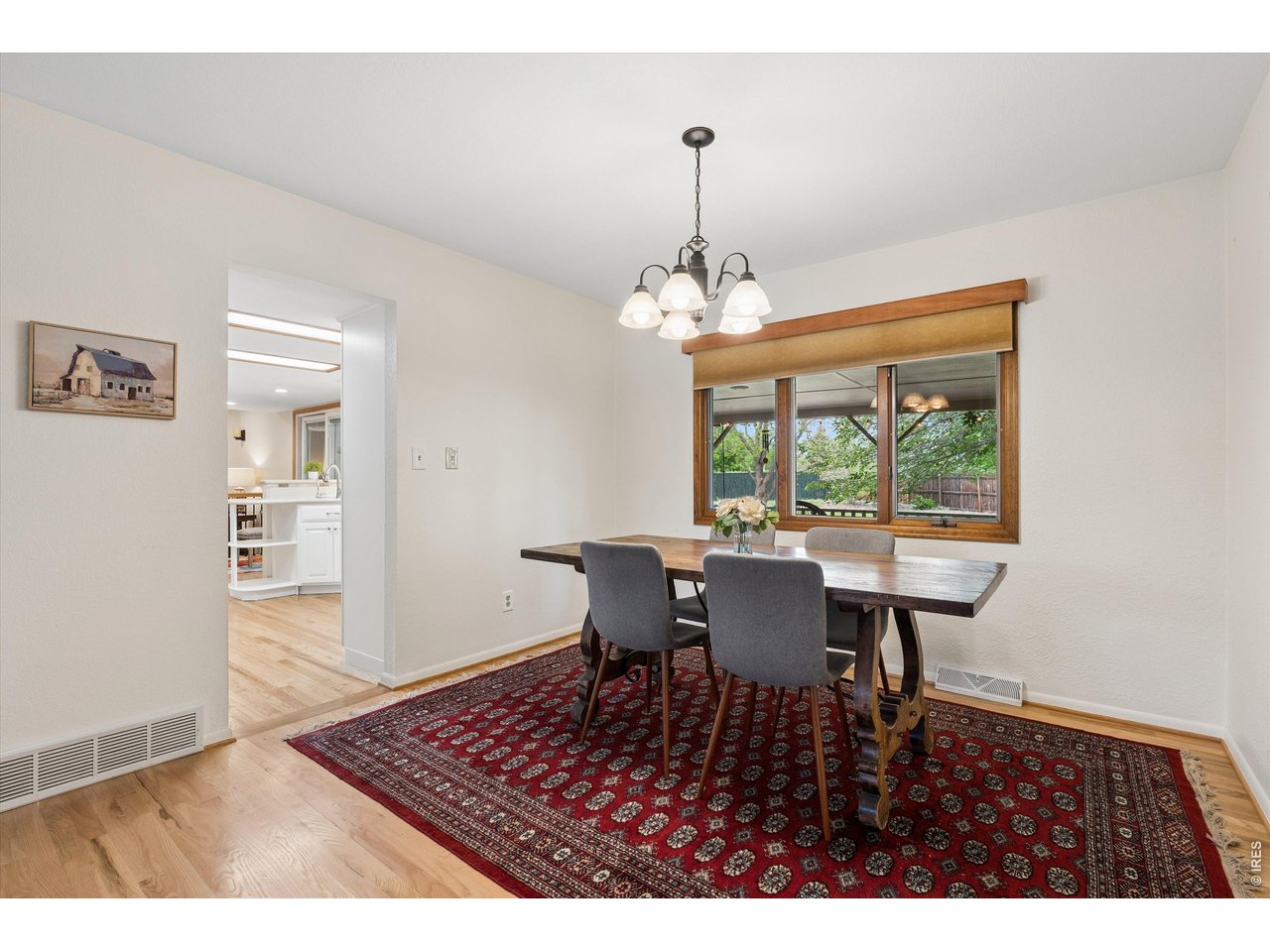 24 University Cir