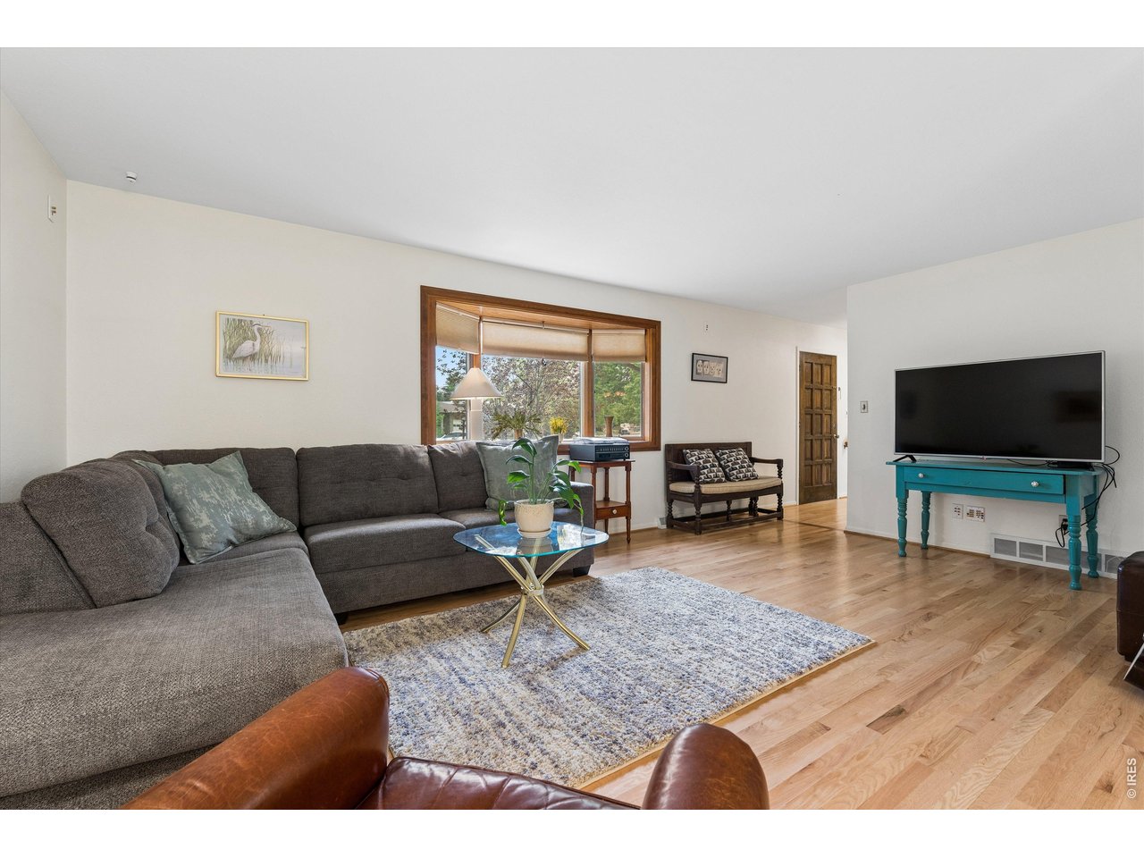 24 University Cir