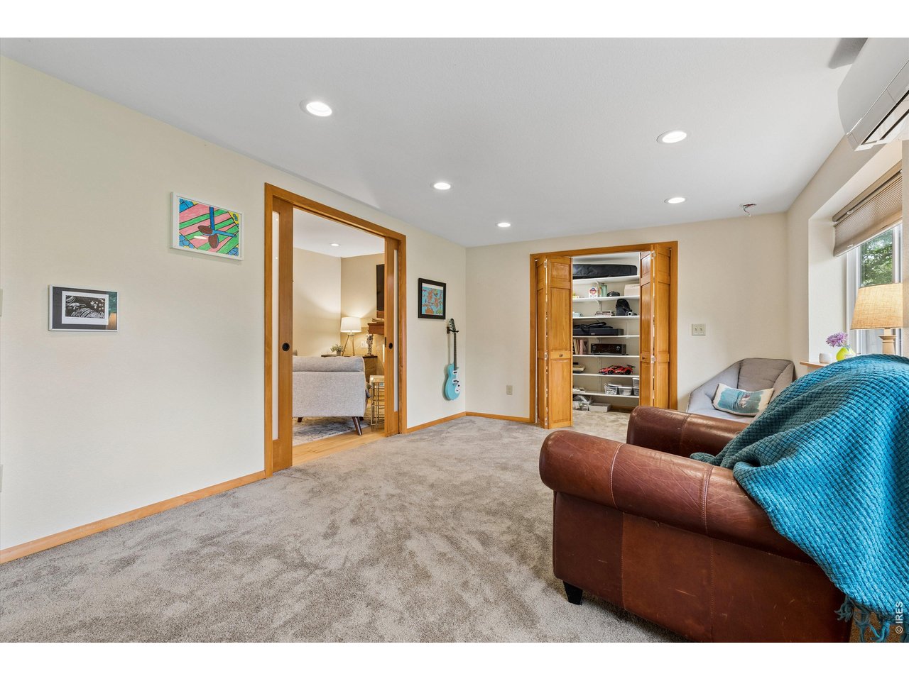 24 University Cir