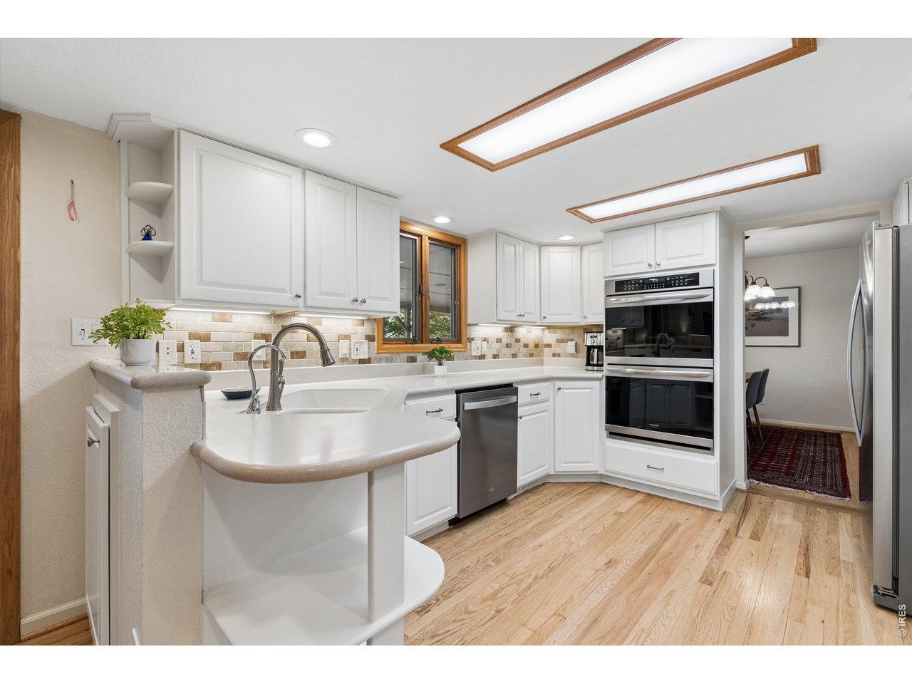 24 University Cir