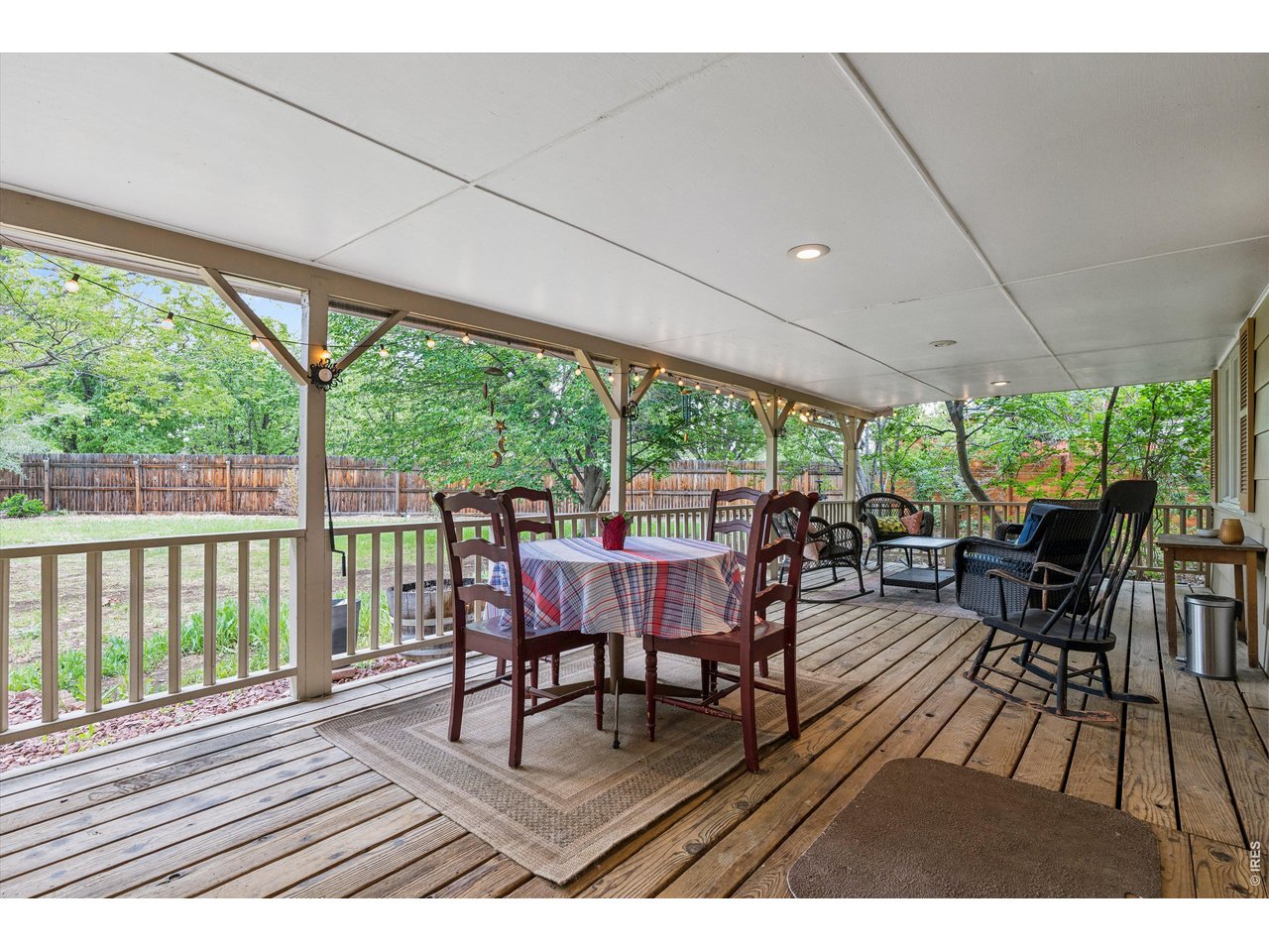 24 University Cir
