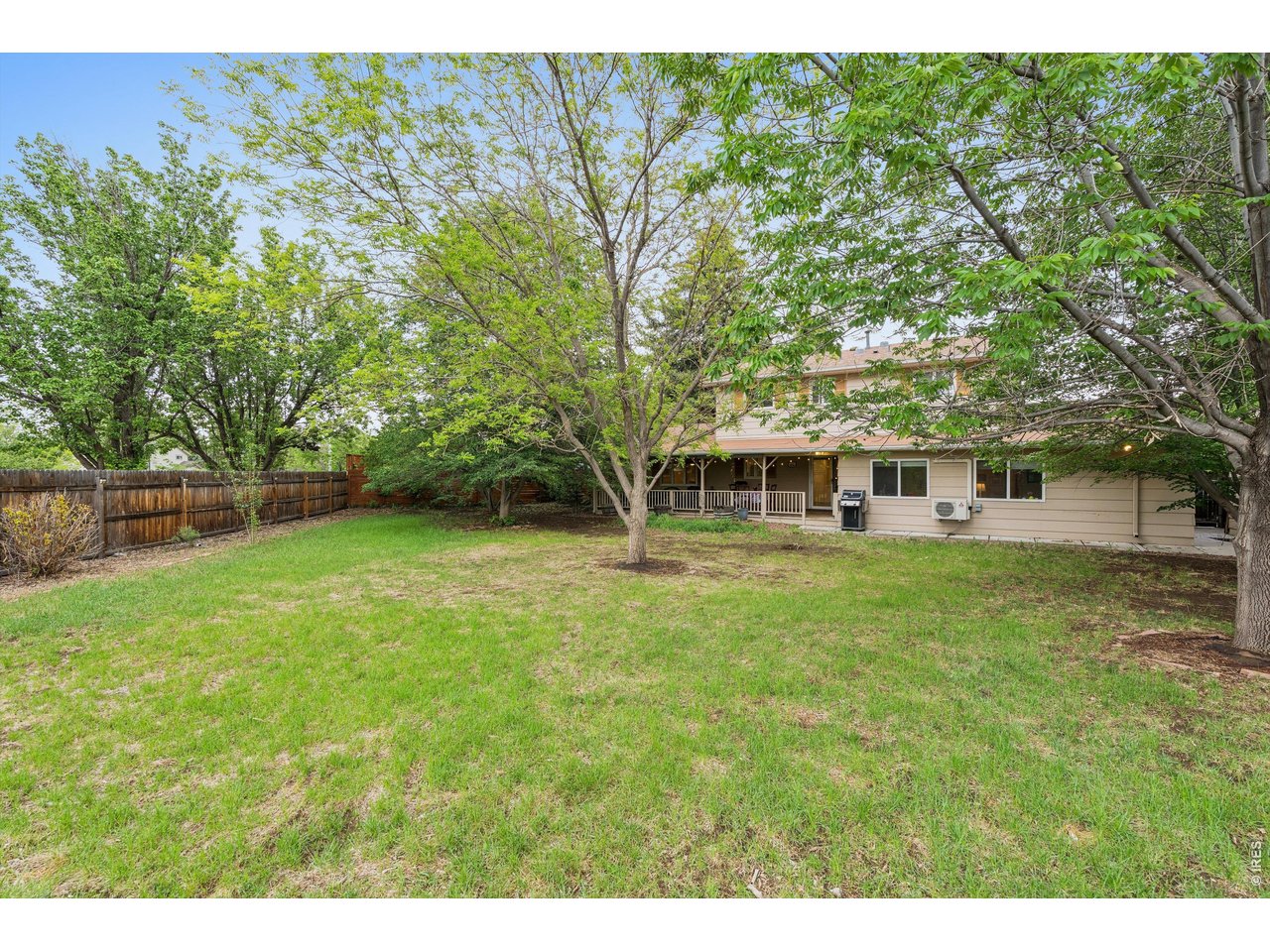 24 University Cir