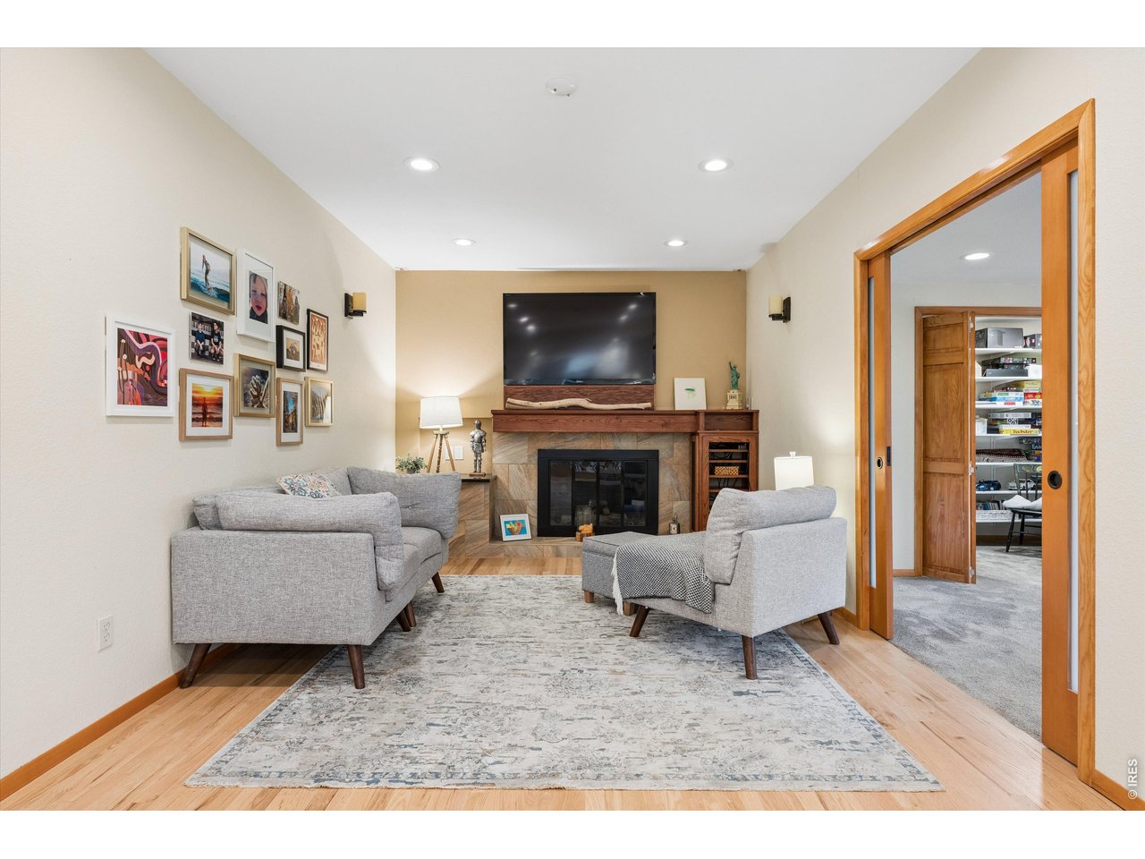 24 University Cir