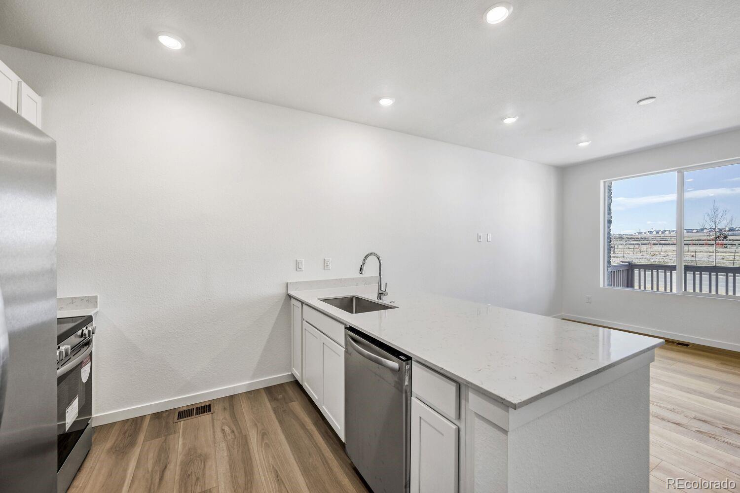 6839 Parterre Parkway N Unit: 4