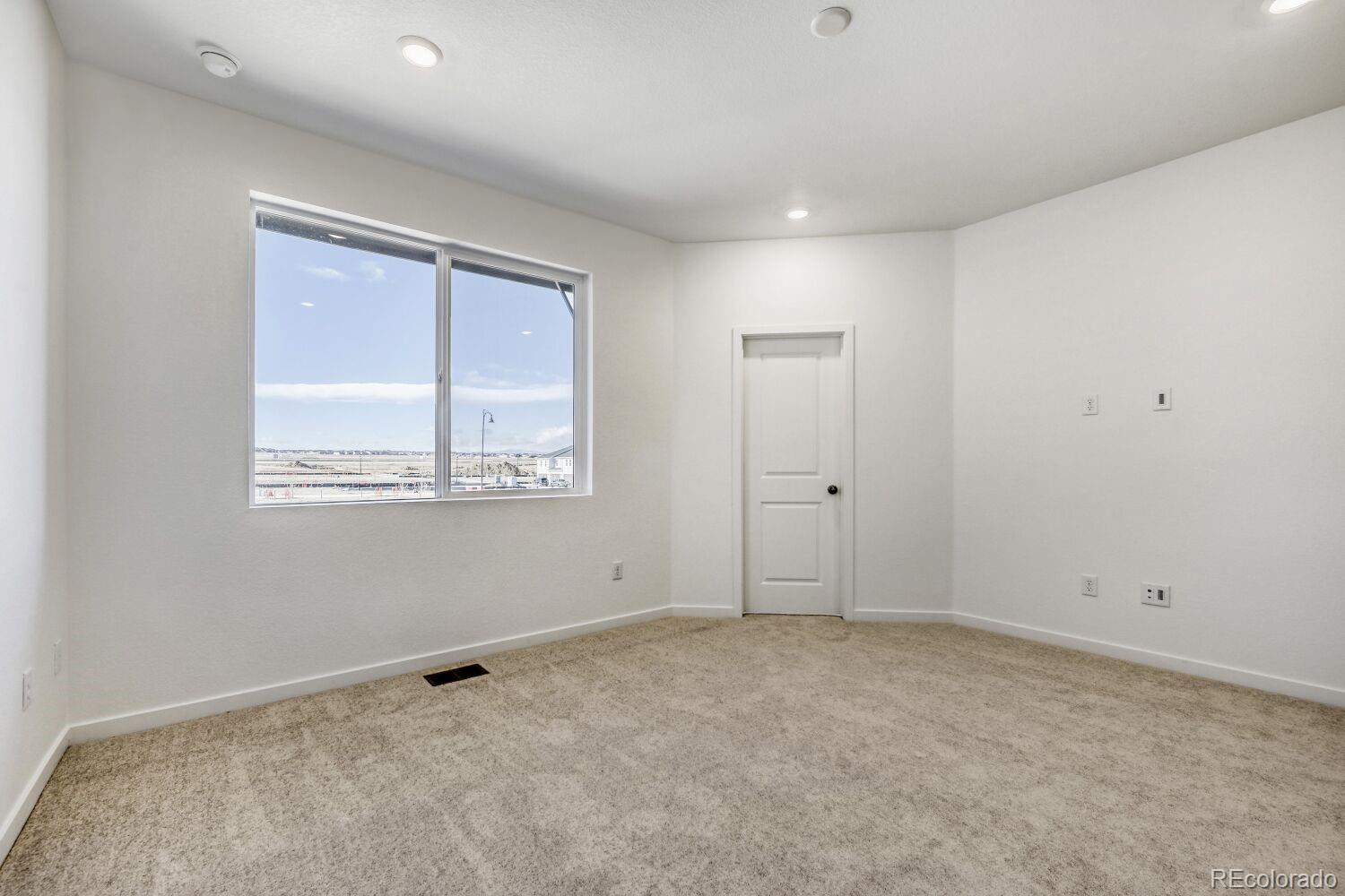 6839 Parterre Parkway N Unit: 4
