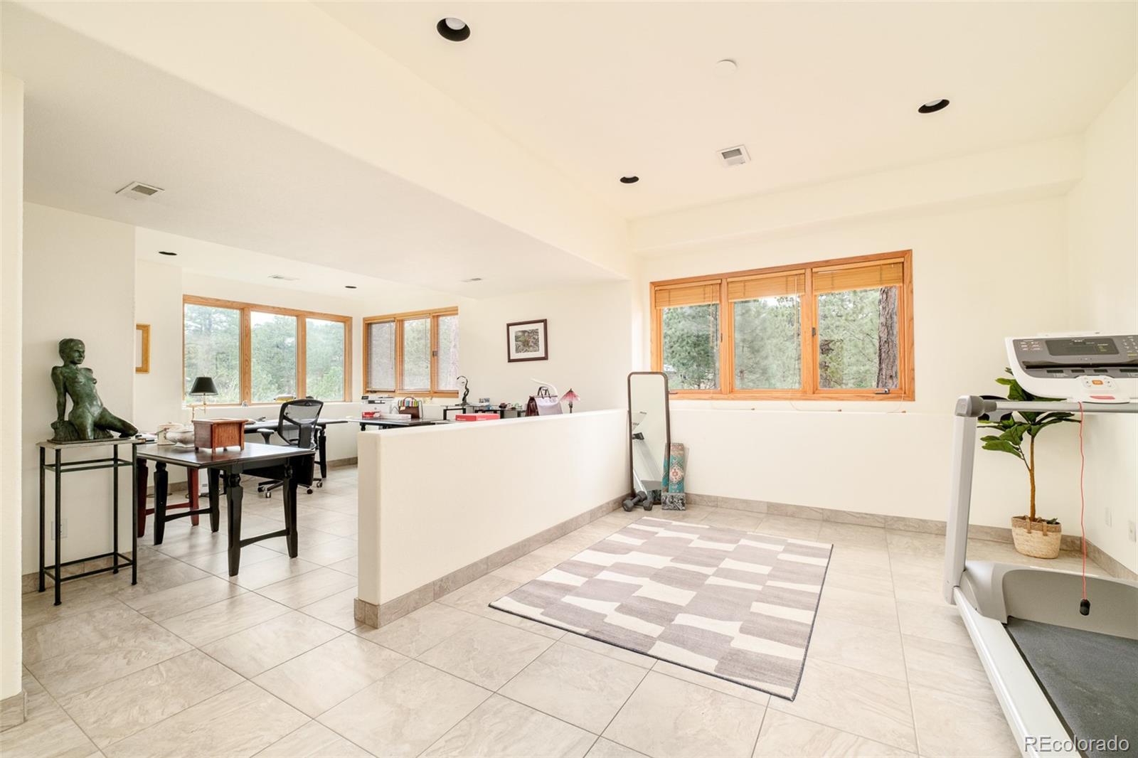 2290 Juniper Court
