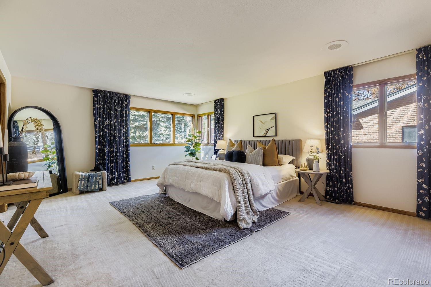 11734 W Applewood Knolls Drive