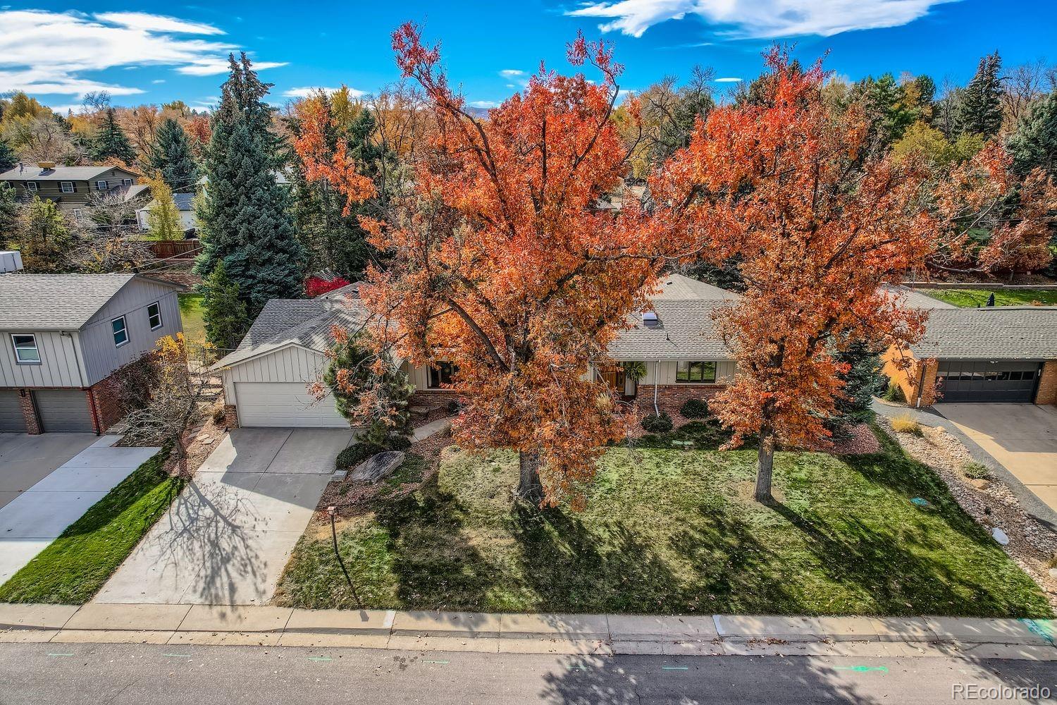 11734 W Applewood Knolls Drive