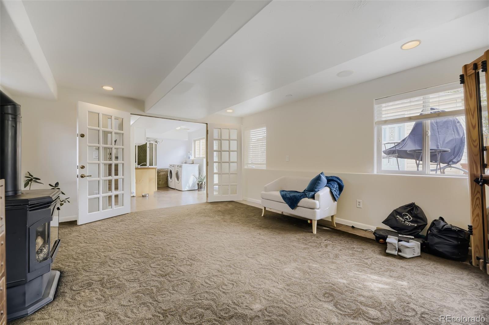 5611 S Hickory Street