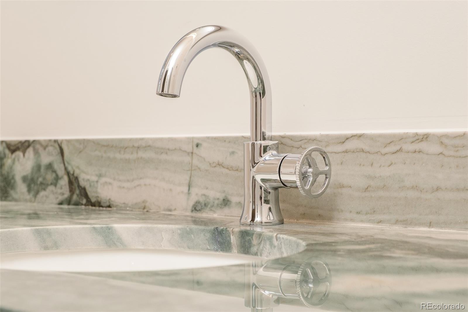 258 E Mountain Avenue