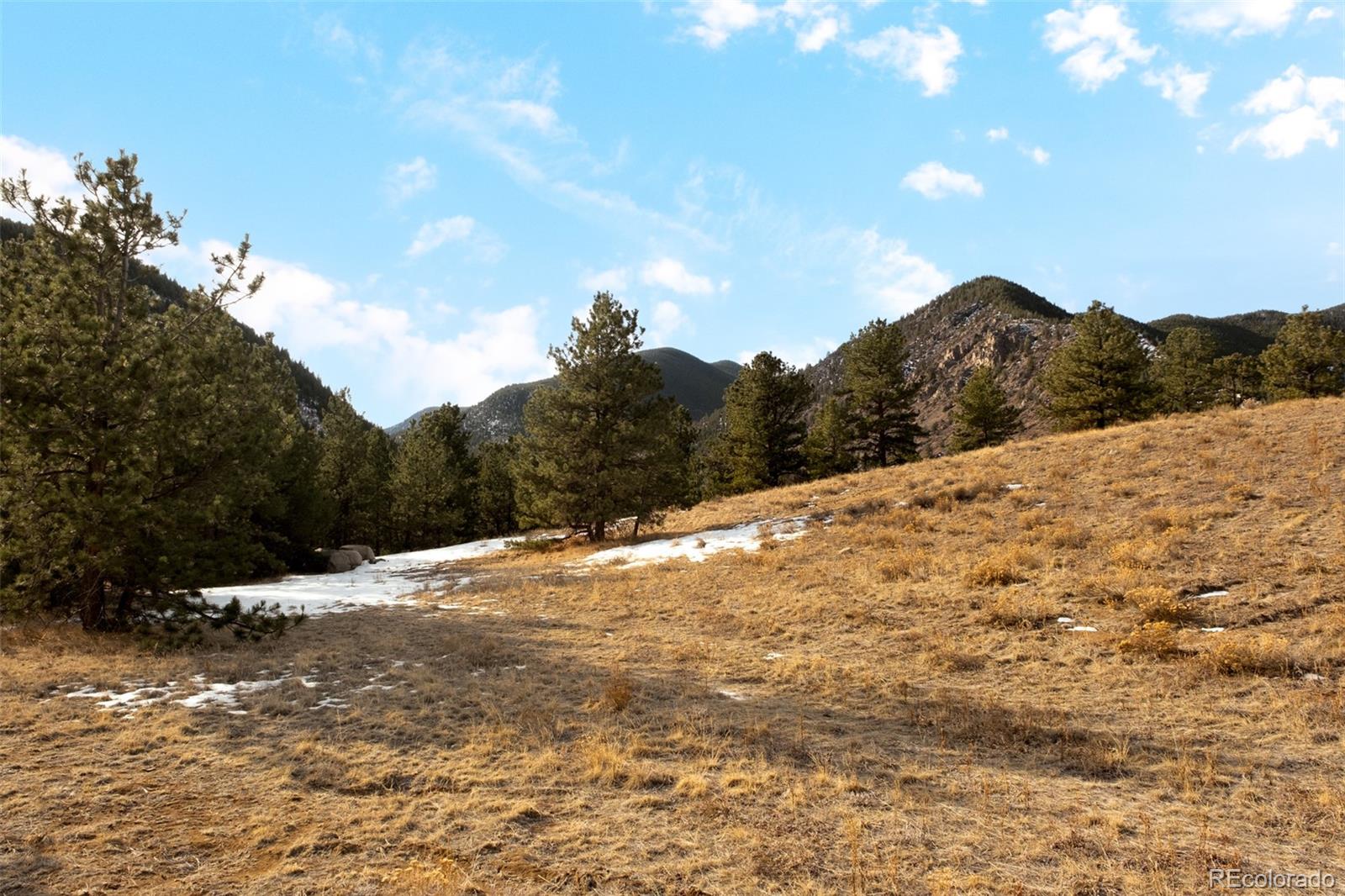 258 E Mountain Avenue