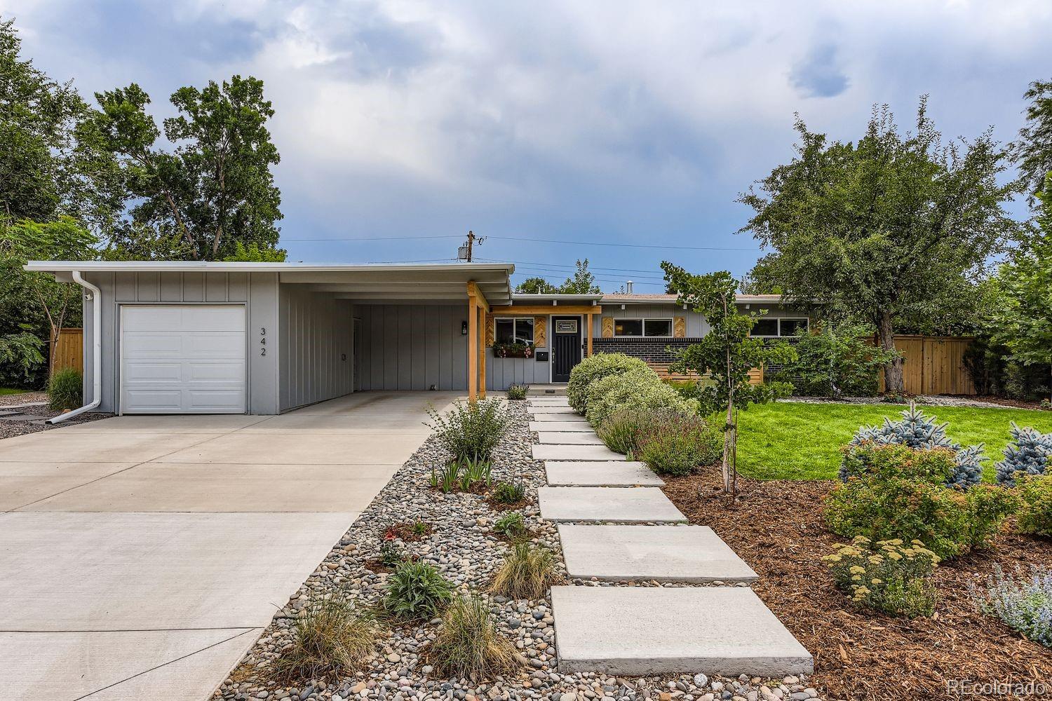 342 W Caley Avenue