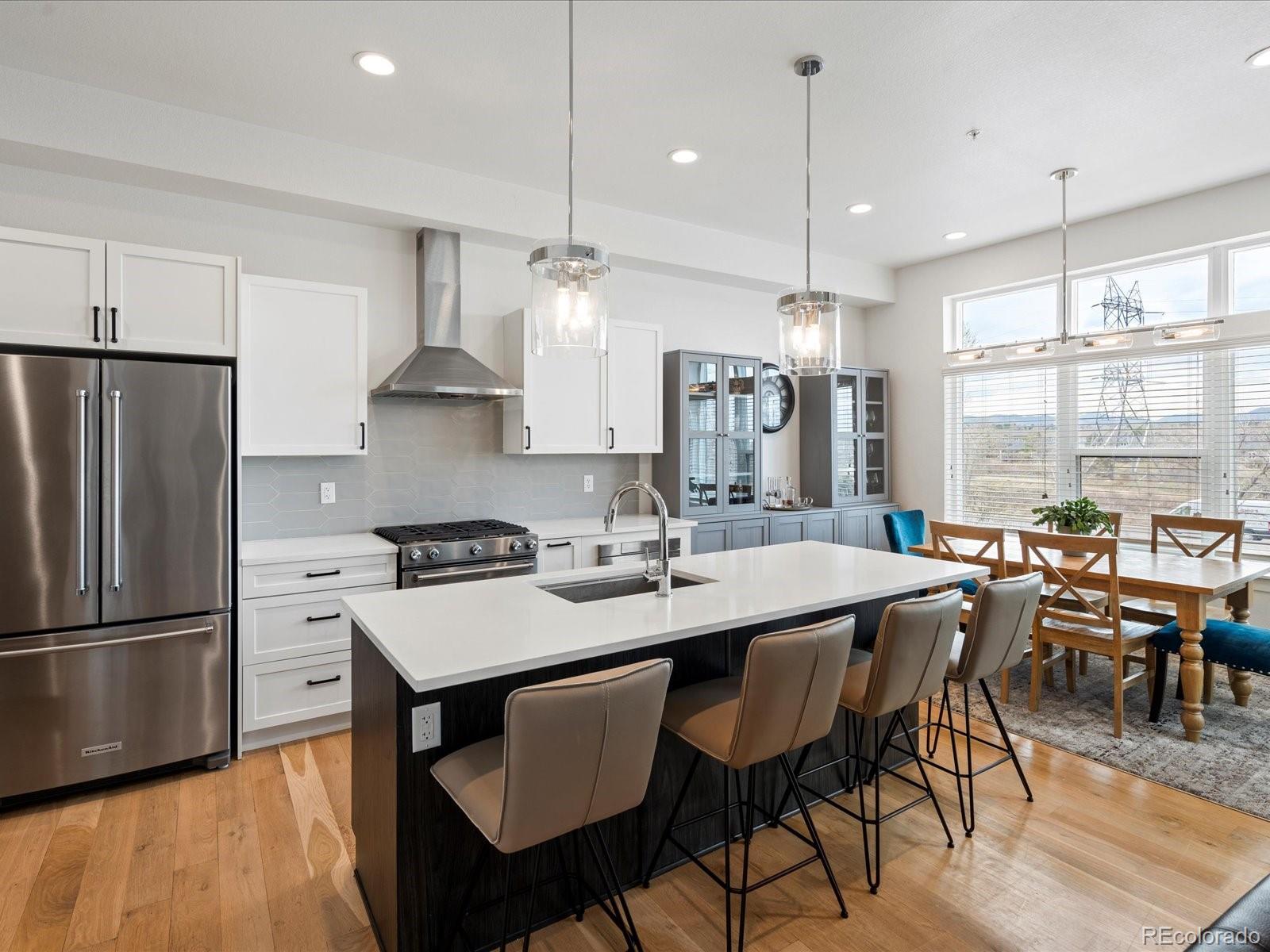 5469 S Curtice Street Unit: E