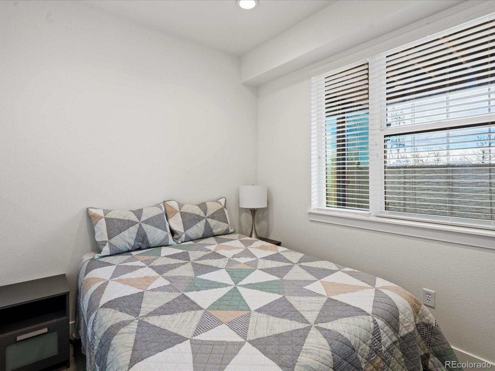 5469 S Curtice Street Unit: E