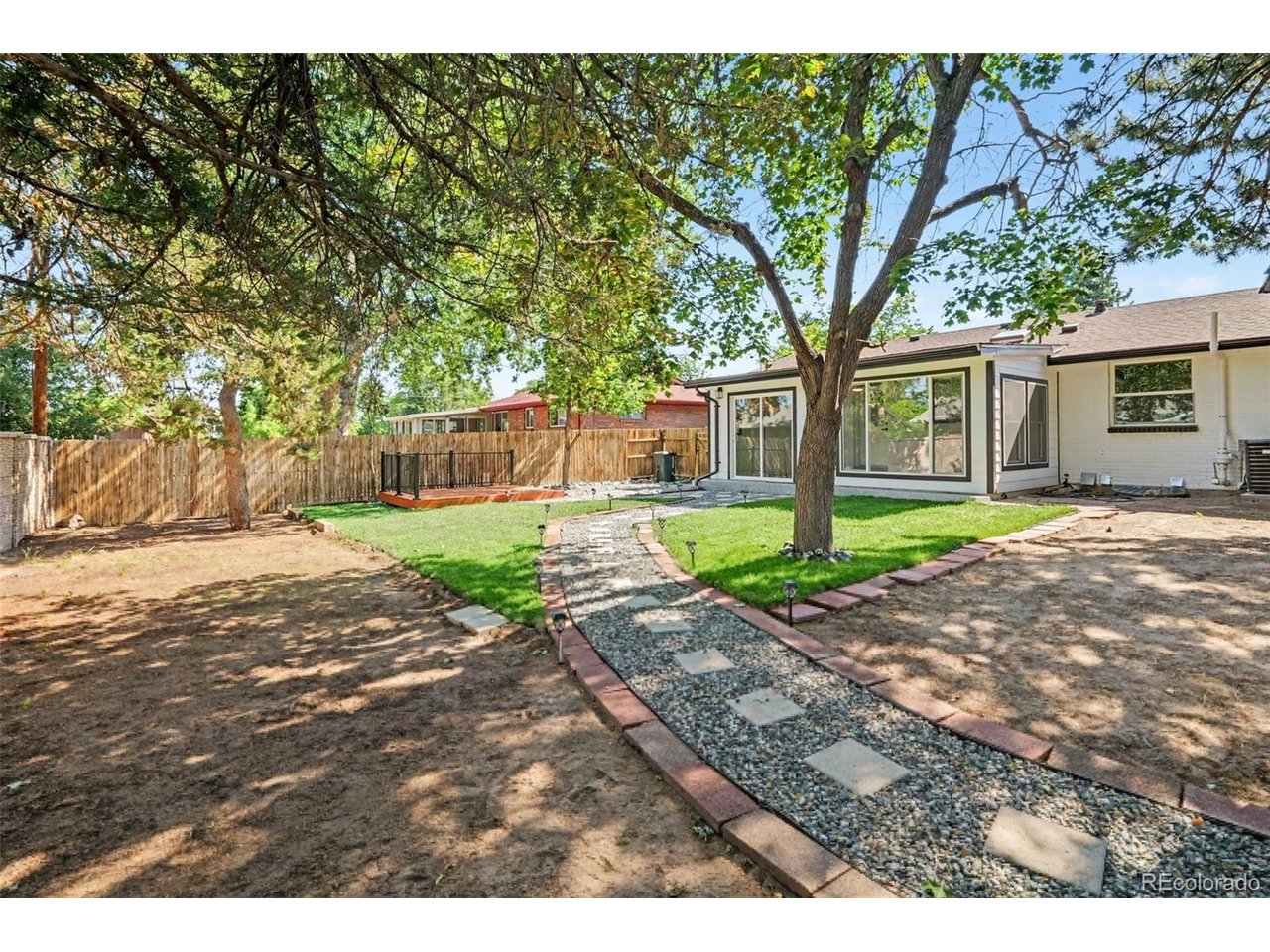 11915 E Arizona Dr