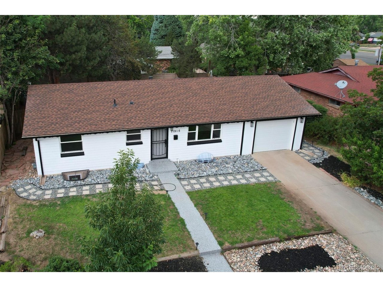 11915 E Arizona Dr