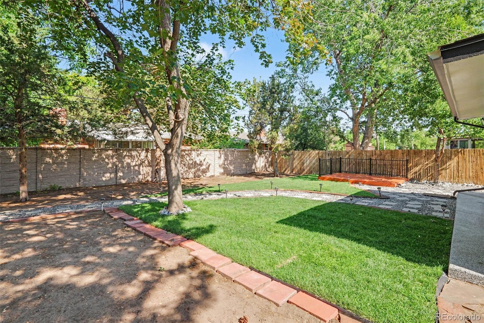 11915 E Arizona Drive