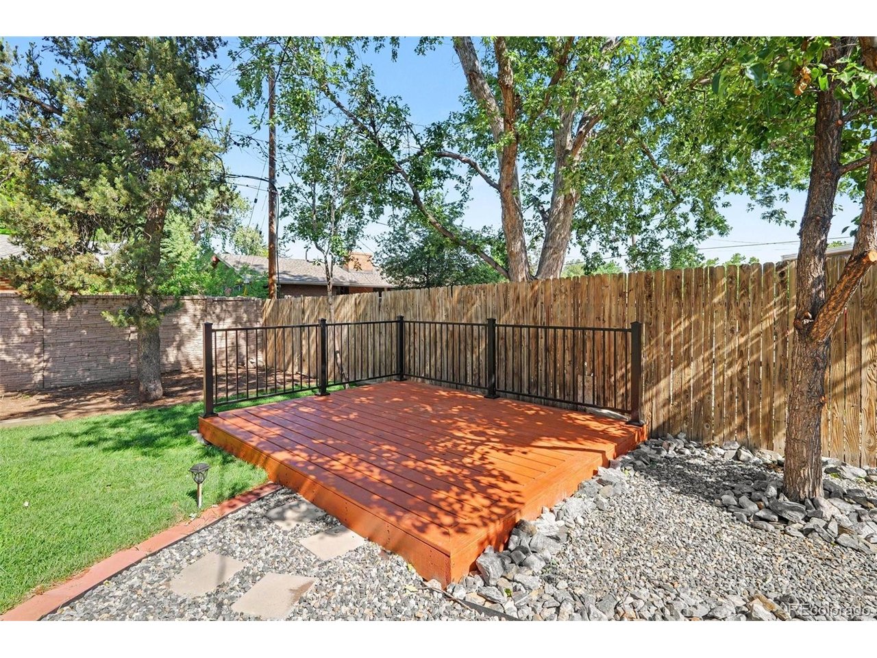 11915 E Arizona Dr