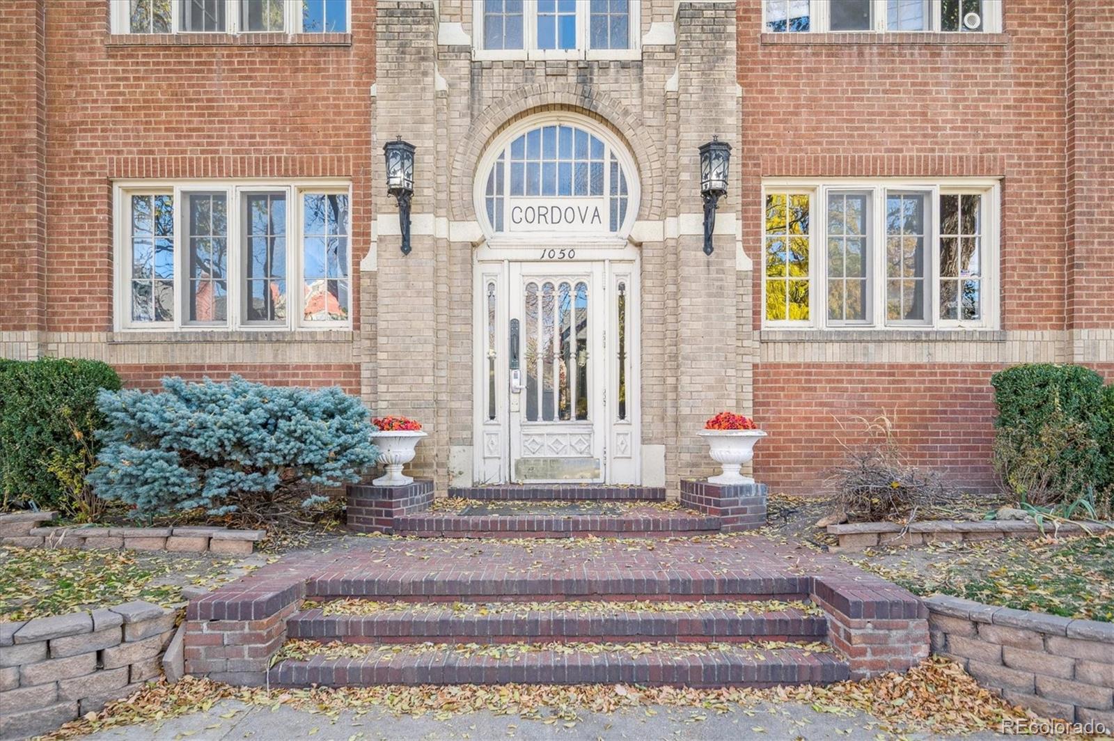 1050 N Washington Street Unit: 101