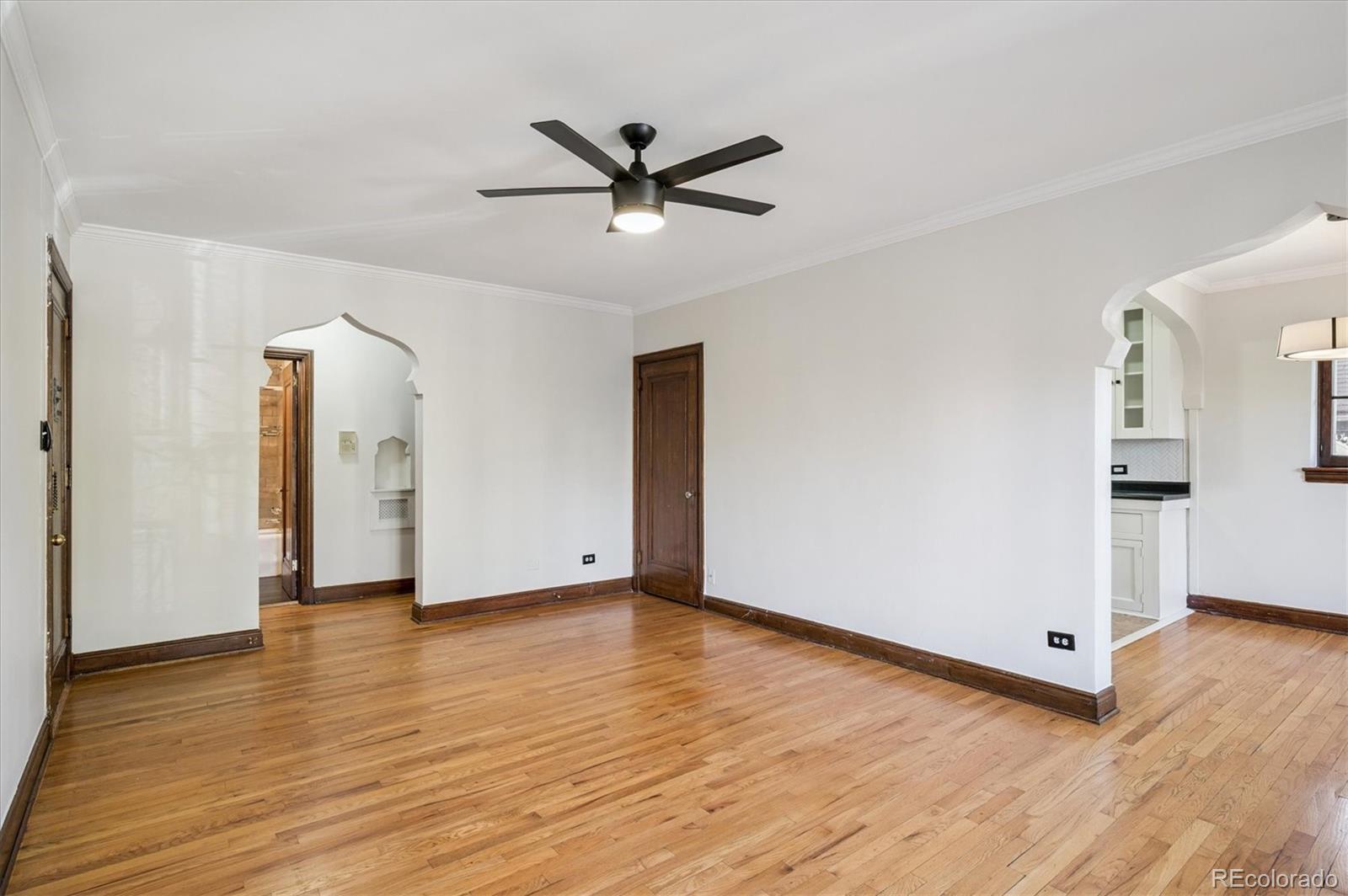 1050 N Washington Street Unit: 101