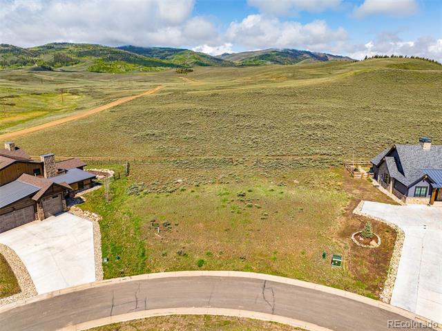 1750 Wildhorse Drive