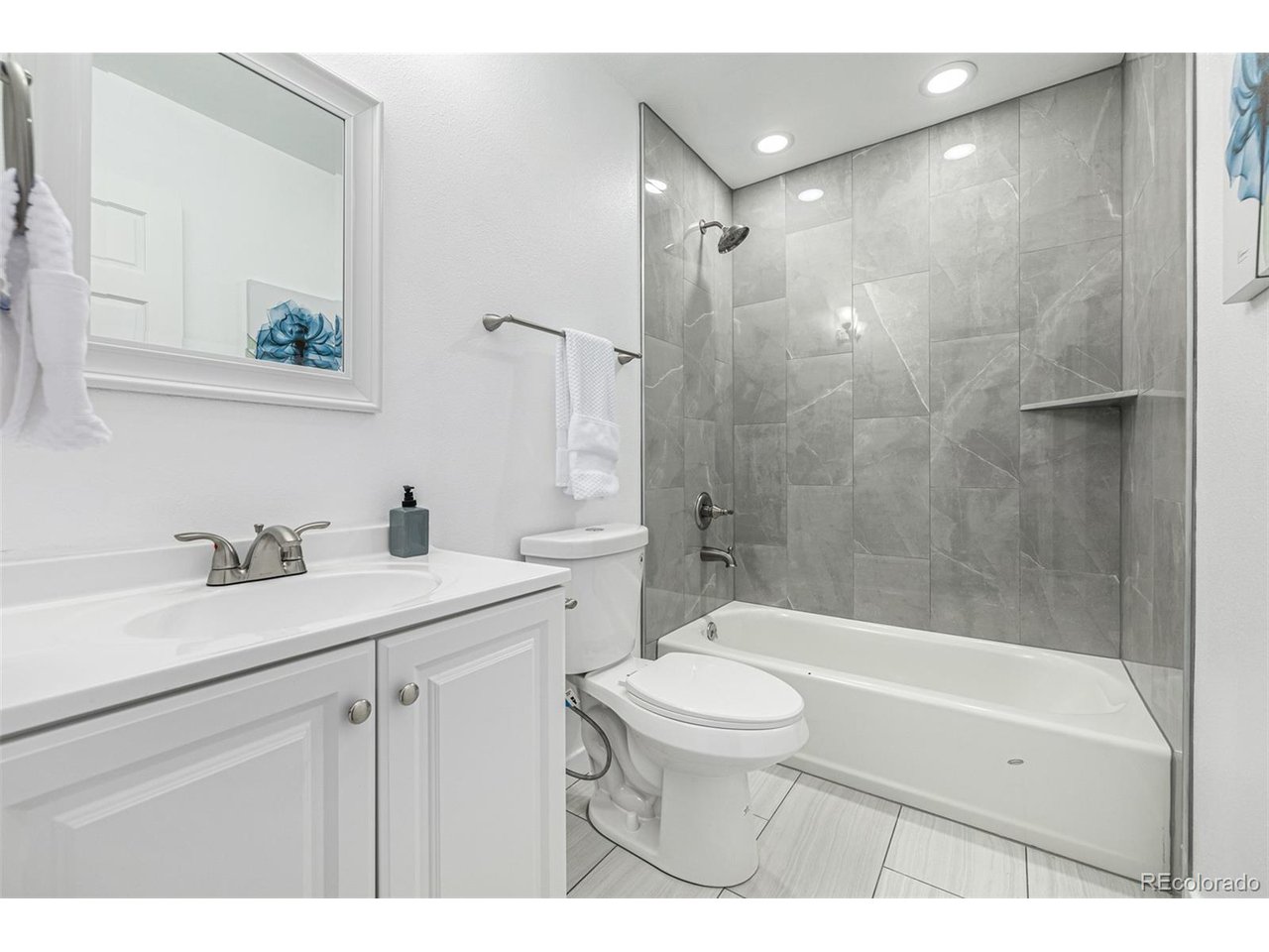 758 S Youngfield Ct