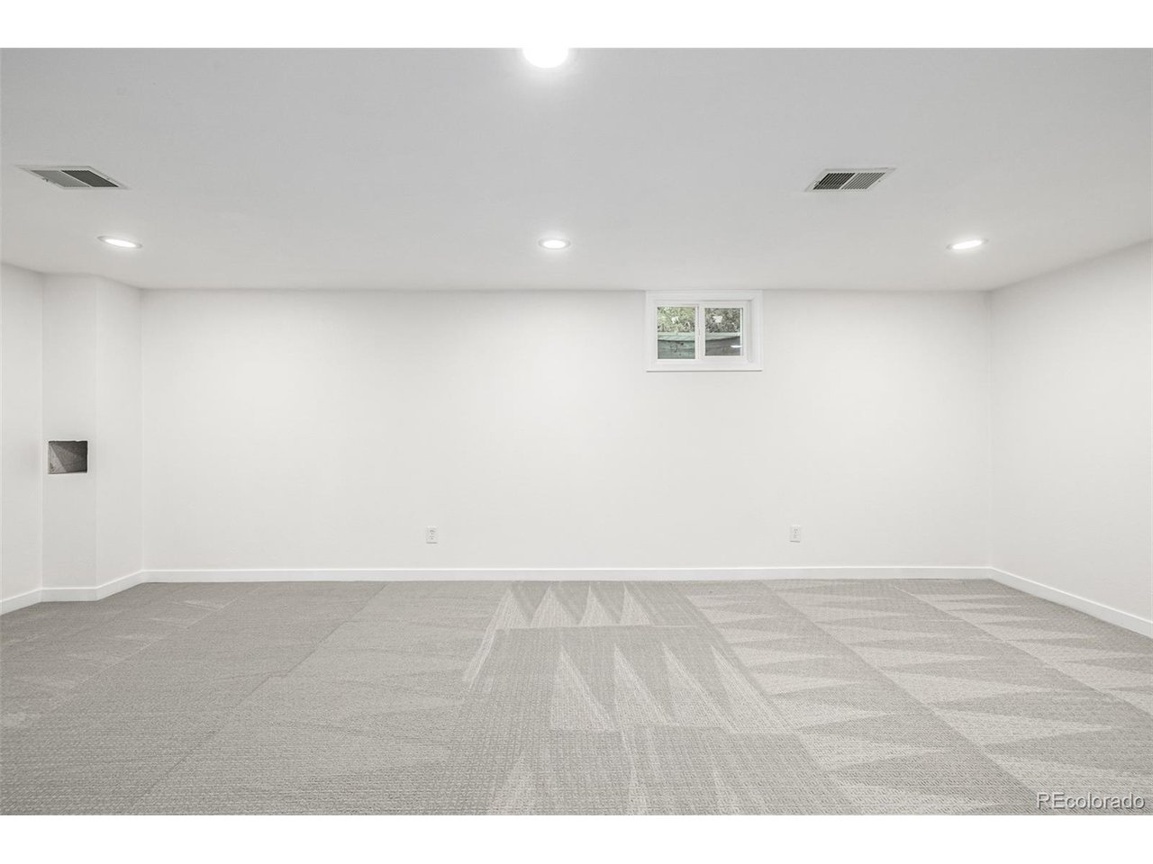 758 S Youngfield Ct