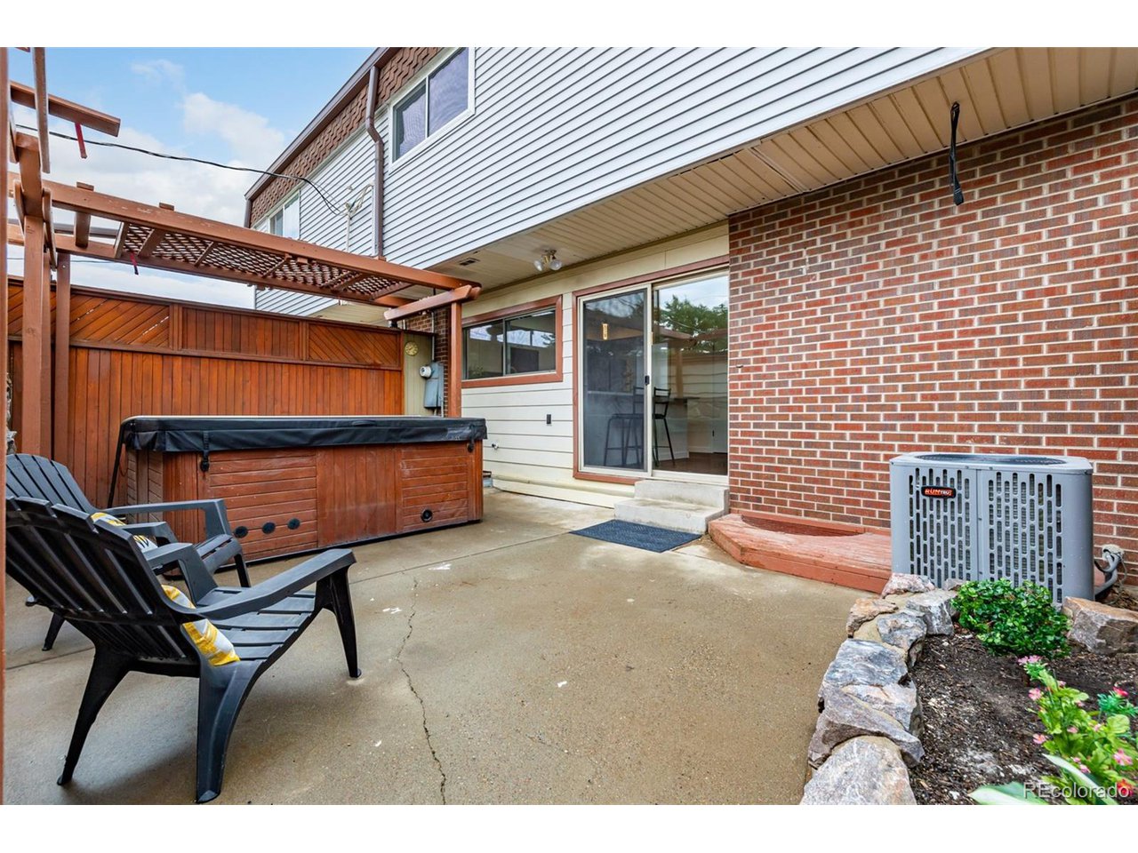 758 S Youngfield Ct