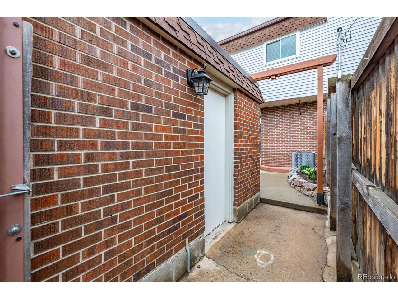 758 S Youngfield Ct