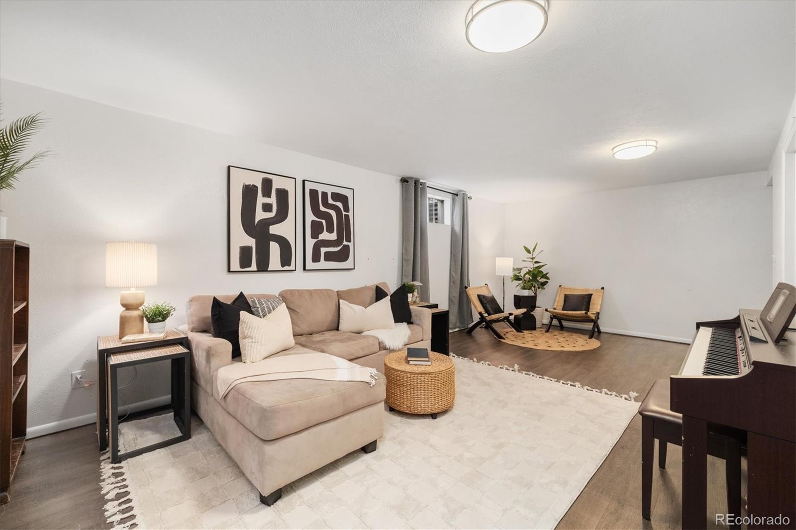 3145 S Idalia Street