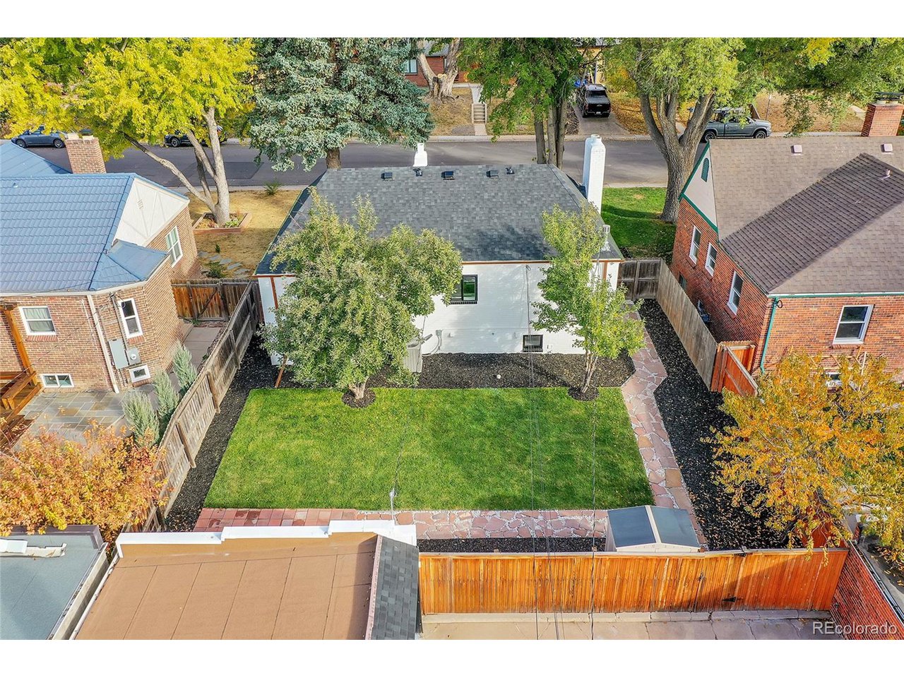 1355 Locust St