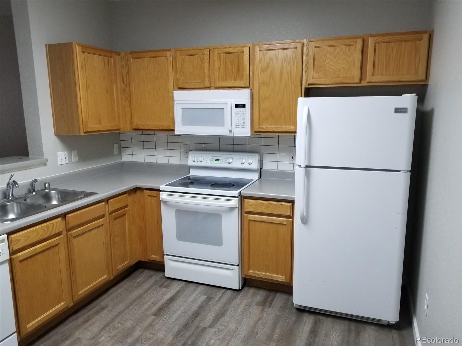 913 S Zeno Way Unit: 206