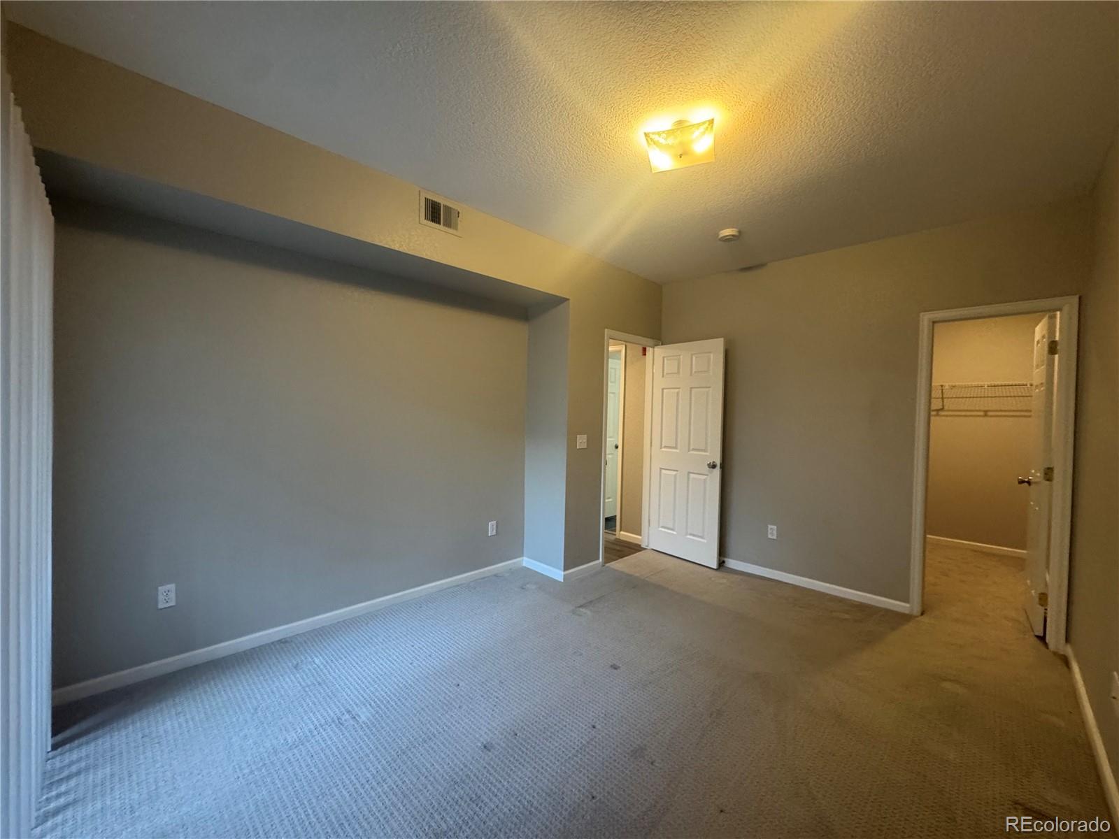 913 S Zeno Way Unit: 206