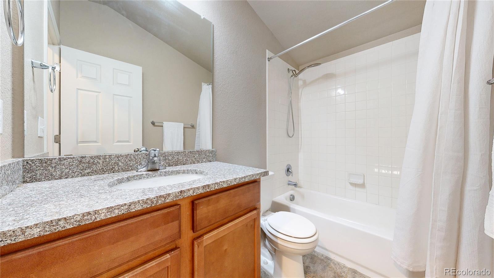 6425 S Harvest Street