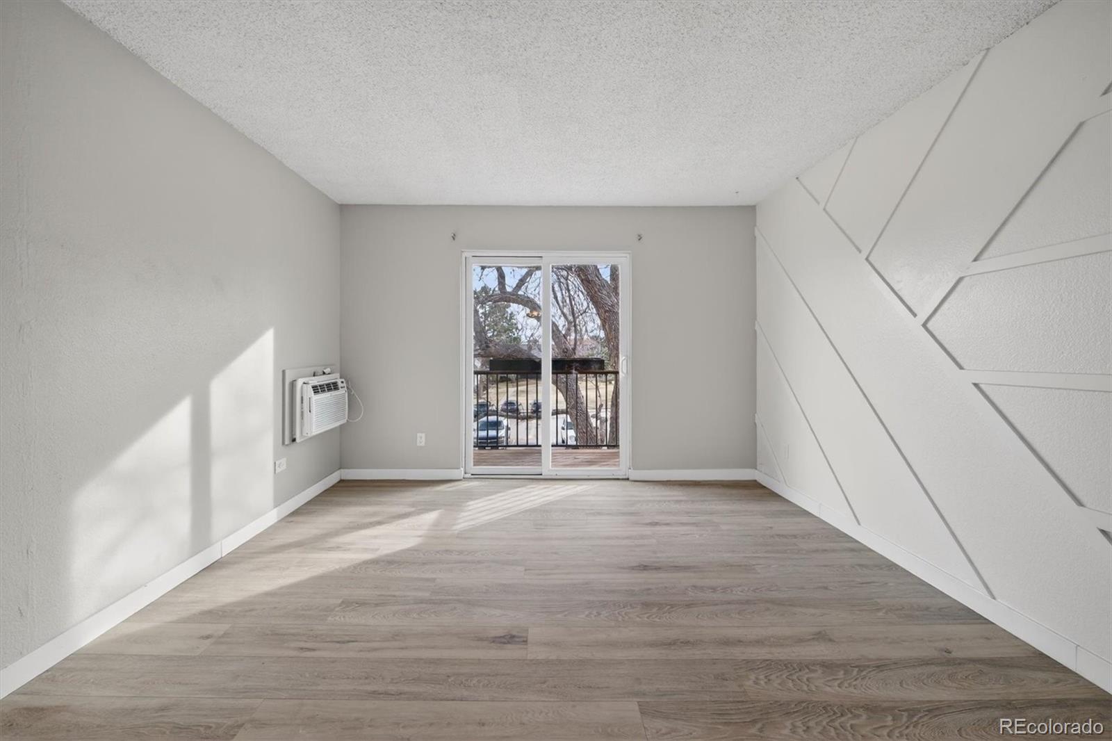 16359 W 10th Avenue Unit: XX5